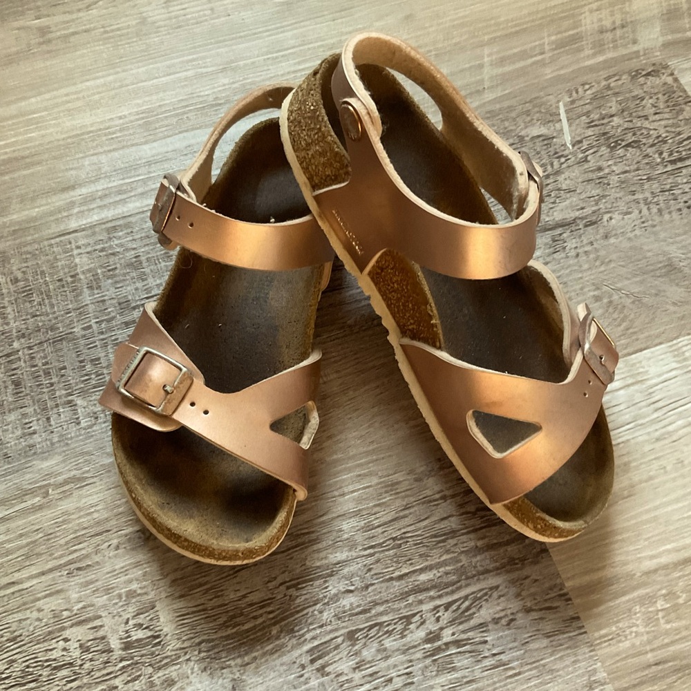 BIRKENSTOCK 13/13.5  Sandals in Metallic pink
